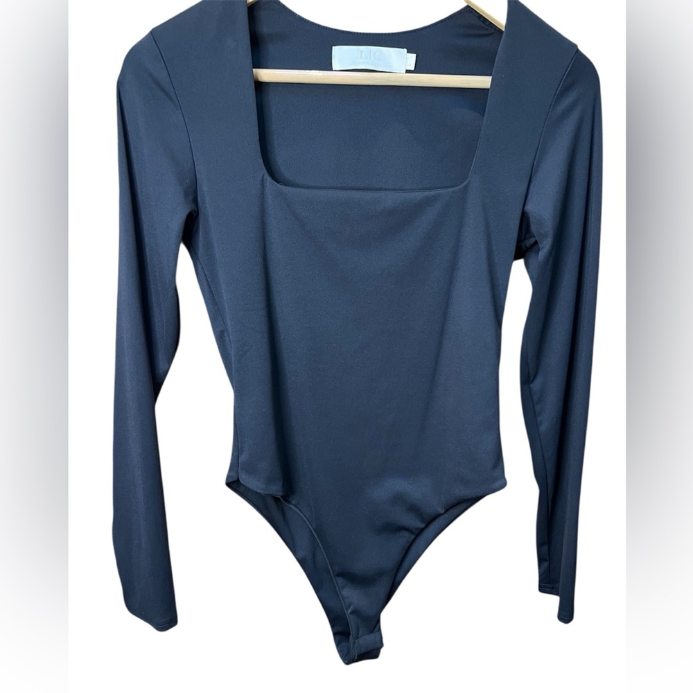 NWOT Lizette Collection square neck bodysuit